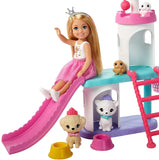 Barbie Princess Adventure Chelsea Pet Castle Playset, with Blonde Chelsea Doll (6-inch), 4 Pets and Accessories, Gift for 3 to 7 Year Olds